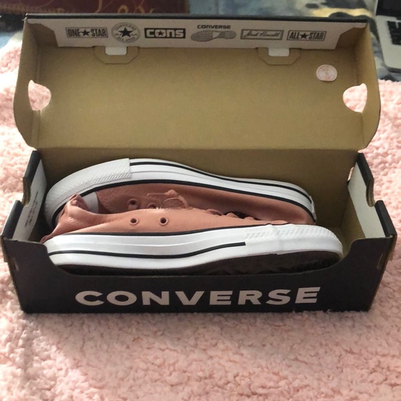 Converse - Picture 4 of 4